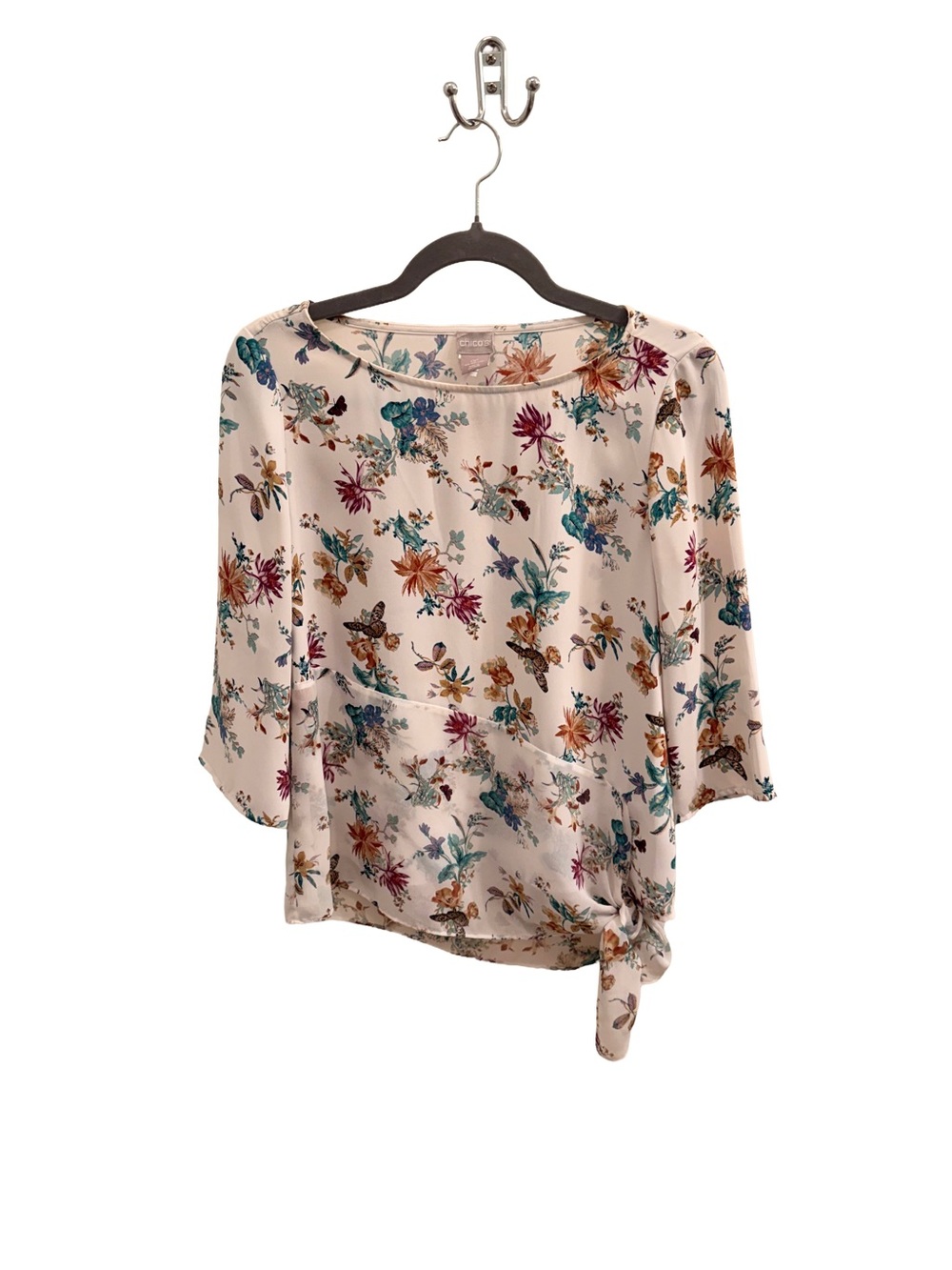 Chico’s Cream Butterfly 🦋 Floral Tie Blouse with Multicolor Print
